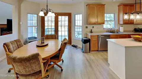 Dining - 33 Mill Pond Rd, Jackson, NJ 08527 photo 5 of 7