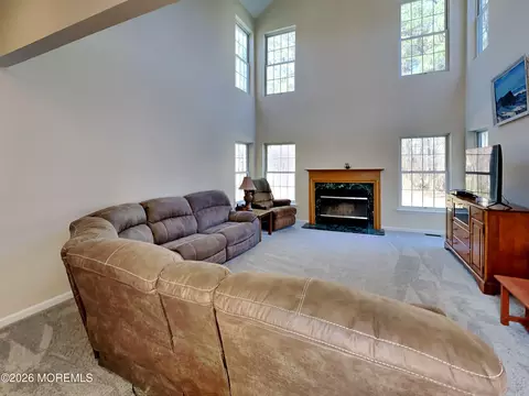 Living - 33 Mill Pond Rd, Jackson, NJ 08527 photo 2 of 2