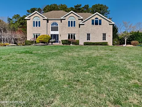 Exterior - 33 Mill Pond Rd, Jackson, NJ 08527 photo 1 of 3