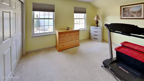 Bedroom - 33 Mill Pond Rd, Jackson, NJ 08527 photo 4 of 5