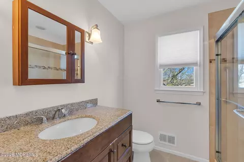 Bath - 251 Pine Tree Dr, Brick, NJ 08723 photo 2 of 2