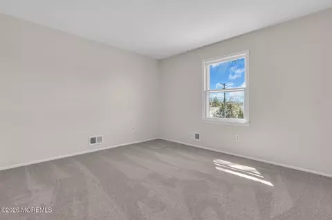Bedroom - 251 Pine Tree Dr, Brick, NJ 08723 photo 4 of 8