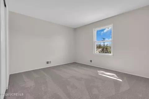 Bedroom - 251 Pine Tree Dr, Brick, NJ 08723 photo 3 of 8