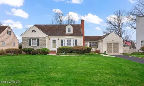 733 3rd St, Dunellen, NJ 08812