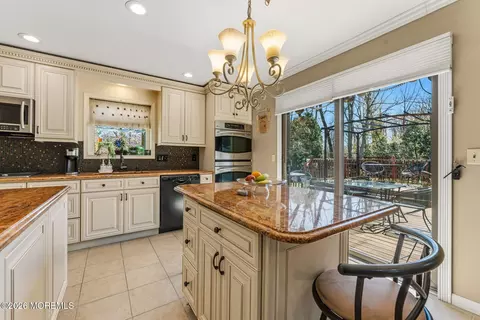 Kitchen - 179 Docare Rd, Jackson, NJ 08527 photo 7 of 7
