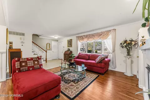 Living - 179 Docare Rd, Jackson, NJ 08527 photo 3 of 5