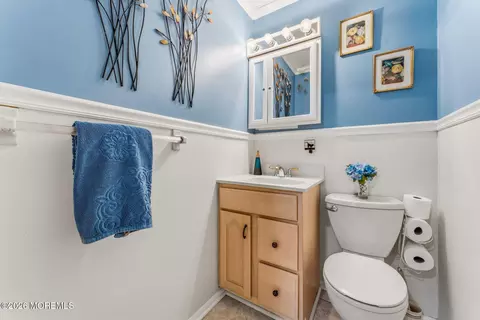 Bath - 179 Docare Rd, Jackson, NJ 08527 photo 1 of 3