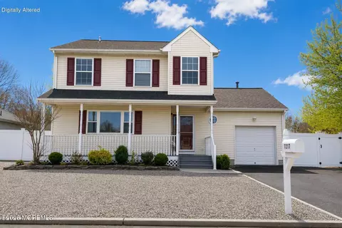 1217 Spray Ave, Beachwood, NJ 08722