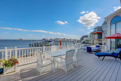 Exterior - 1207 Capstan Dr, Forked River, NJ 08731 photo 5 of 13