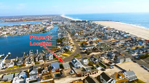 26 Niblick St, Point Pleasant Beach, NJ 08742