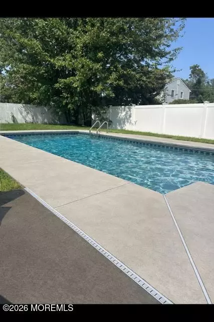 Exterior - 149 Berkeley Dr, Brick, NJ 08724 photo 5 of 5