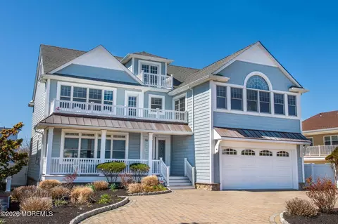 703 Ocean Ave, Point Pleasant Beach, NJ 08742