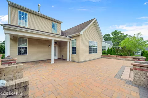 Exterior - 5 Cameron Ct, Forked River, NJ 08731 photo 2 of 6