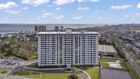 1 Channel Dr #708, Monmouth Beach, NJ 07750