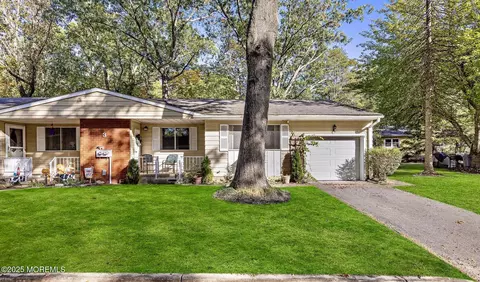 3 A Minnesota Ave, Whiting, NJ 08759