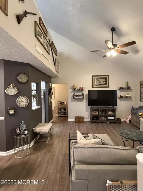 84 Azalea Cir, Jackson, NJ 08527