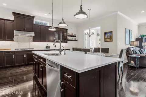 Kitchen - 72 Masters Dr, Monroe, NJ 08831 photo 2 of 3