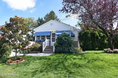 16 Cheesequake Rd, Sayreville, NJ 08872