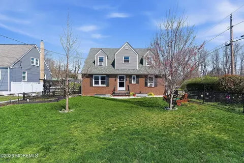 306 Buckelew Ave, Monroe, NJ 08831