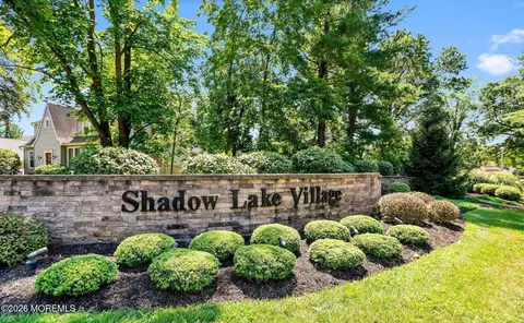 93 Lexington Ct, Red Bank, NJ 07701