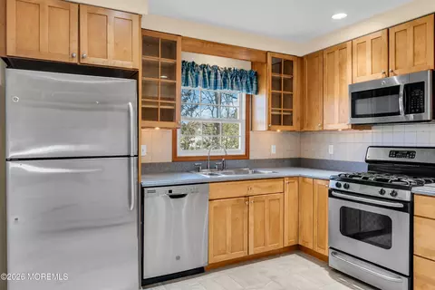 Kitchen - 231 Birch Ln, Forked River, NJ 08731 photo 5 of 5