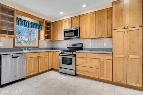 Kitchen - 231 Birch Ln, Forked River, NJ 08731 photo 3 of 5