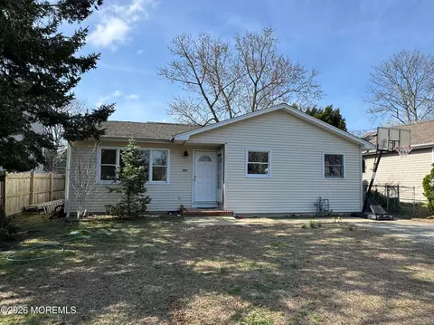 289 16th Ave, Brick, NJ 08724
