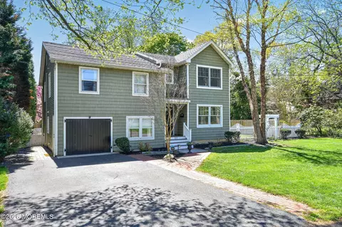 1319 Pennsylvania Ave, Manasquan, NJ 08736