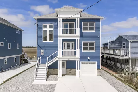 370 Kingfisher Rd, Tuckerton, NJ 08087