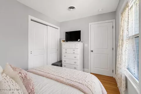Bedroom - 7 Nejecho Dr, Brick, NJ 08723 photo 2 of 3