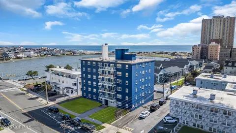 1706 Park Ave #4B, Asbury Park, NJ 07712