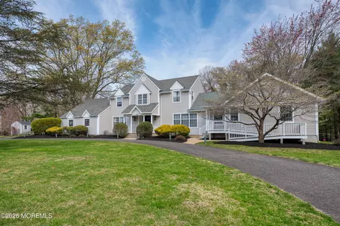 1910 Robin Hood Dr, Wall, NJ 07719
