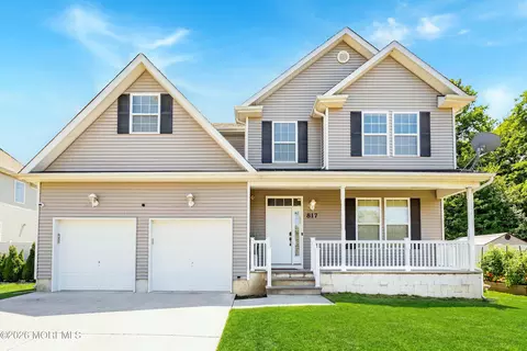 817 Locust Rd, Beachwood, NJ 08722