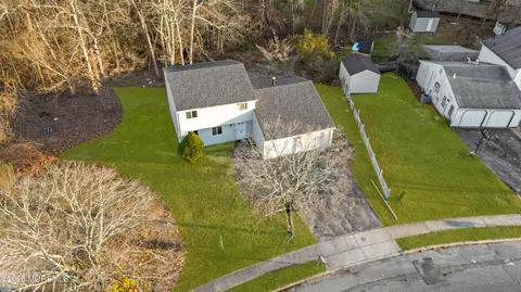 129 Van Buren Ave, Lakewood, NJ 08701