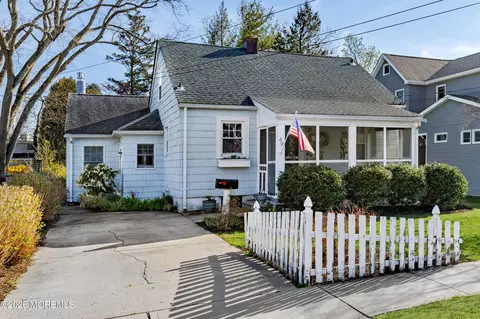 813 Ocean Rd, Spring Lake Heights, NJ 07762