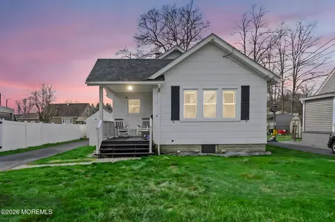 9 Harrison Ave, East Brunswick, NJ 08816