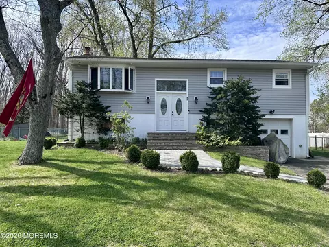 45 Beam Ave, Jackson, NJ 08527