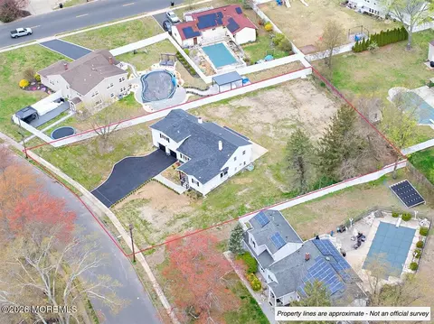 View/Area - 3 Roberta Dr, Middletown, NJ 07748 photo 7 of 7