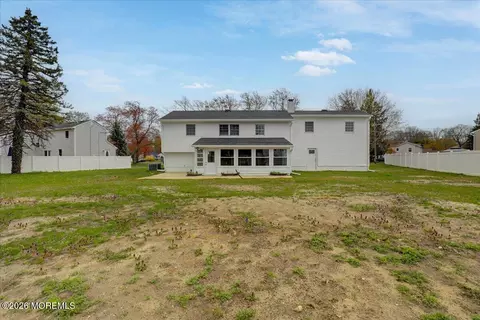 Exterior - 3 Roberta Dr, Middletown, NJ 07748 photo 8 of 8