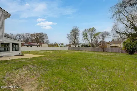 Exterior - 3 Roberta Dr, Middletown, NJ 07748 photo 7 of 8