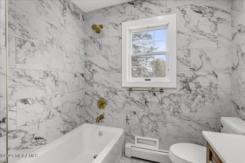 Bath - 3 Roberta Dr, Middletown, NJ 07748 photo 5 of 5