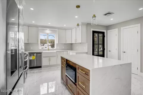 Kitchen - 3 Roberta Dr, Middletown, NJ 07748 photo 2 of 2