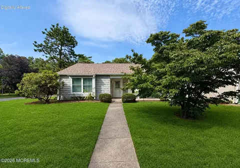 715 Wooton Ct # A, Manchester, NJ 08759