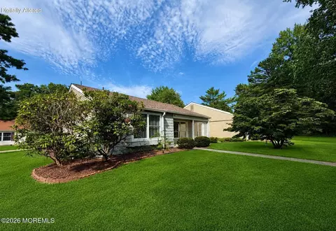 715 Wooton Ct # A, Manchester, NJ 08759