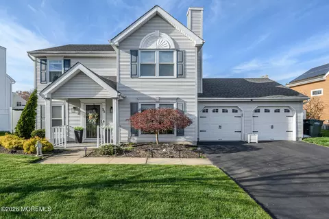 55 Augusta St, Tinton Falls, NJ 07712