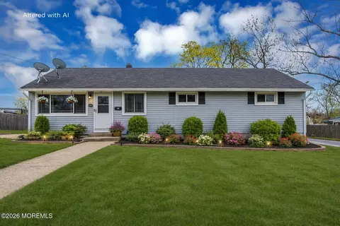 405 Terrace Ave, Toms River, NJ 08753