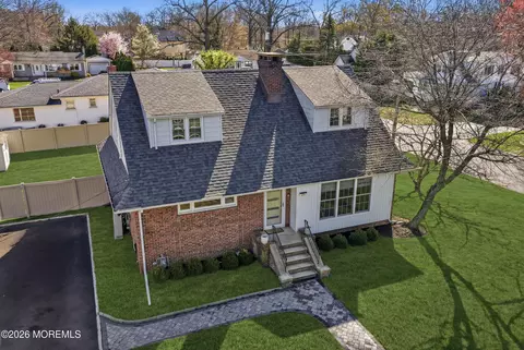 227 Chatham Ave, Oakhurst, NJ 07755