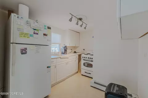 Kitchen - 34 Park Ave, Matawan, NJ 07747 photo 3 of 3