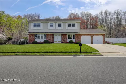 21 Prince William Rd, Morganville, NJ 07751