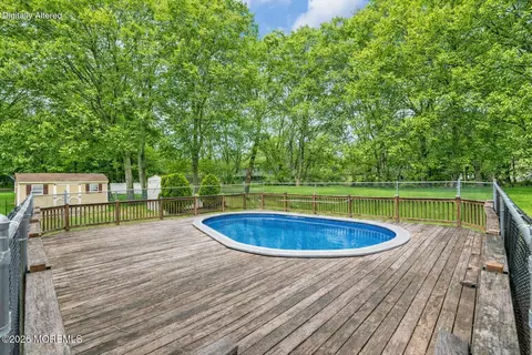 Exterior - 15 Partree Rd, Jackson, NJ 08527 photo 5 of 5